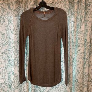 Light grey Lululemon sweater